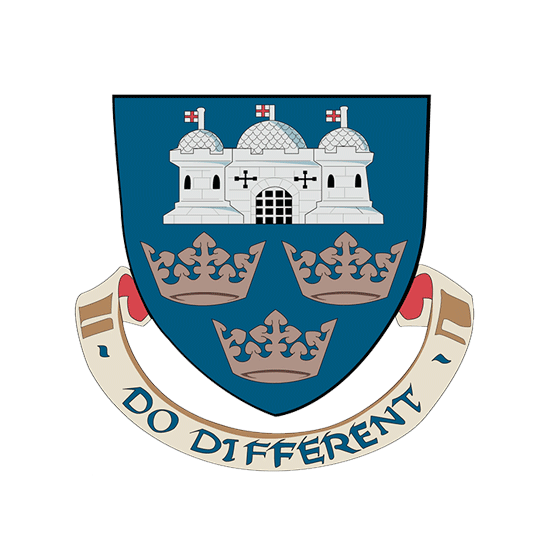 东英格利亚大学