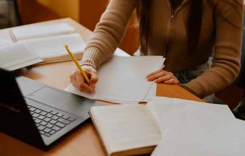 伯明翰大学挂科申请重修 伯明翰大学挂科申请重修