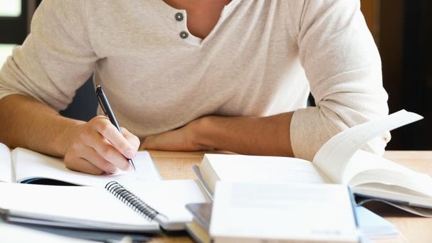 利兹大学补考挂科申诉 利兹大学补考挂科申诉