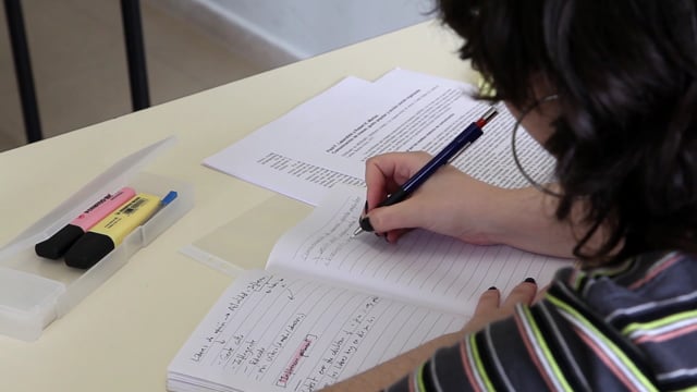 利兹大学毕业论文听证会