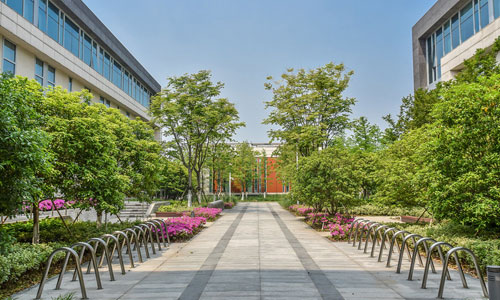 昆山杜克大学2.jpg 昆山杜克大学2.jpg