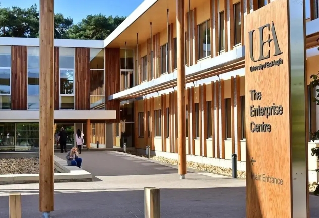 东英格利亚大学入学笔面试一般会问什么问题？