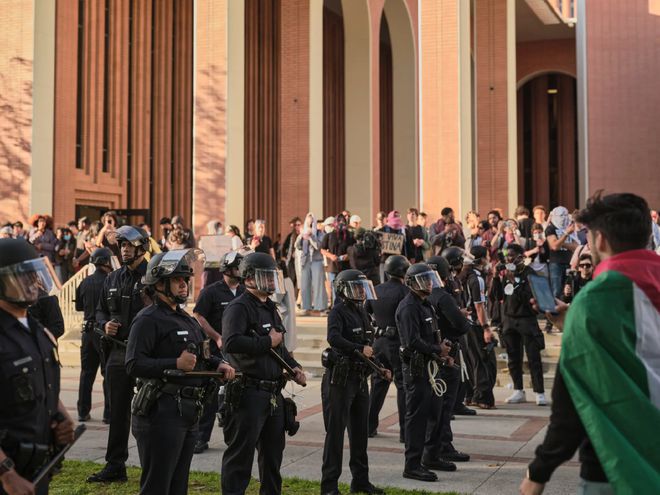 受抗议活动影响,美国南加州大学宣布取消5月份毕业典礼 受抗议活动影响,美国南加州大学宣布取消5月份毕业典礼