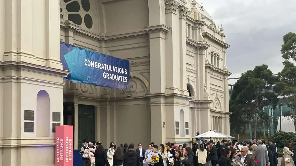 2025年起，澳洲顶尖大学留学费用暴涨！