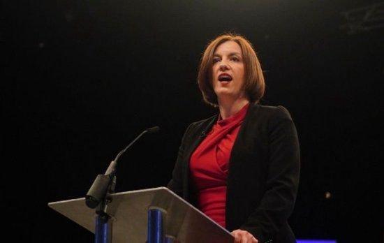 8年来首次上调学费标准,英政府新举措遭反对党炮轰 8年来首次上调学费标准,英政府新举措遭反对党炮轰
