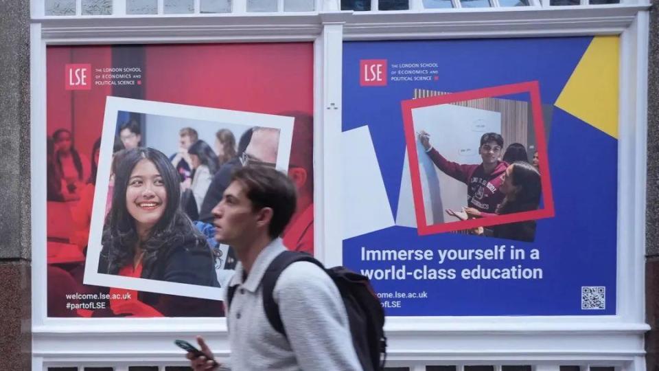 英格兰大学学费或突破1万英镑 英格兰大学学费或突破1万英镑