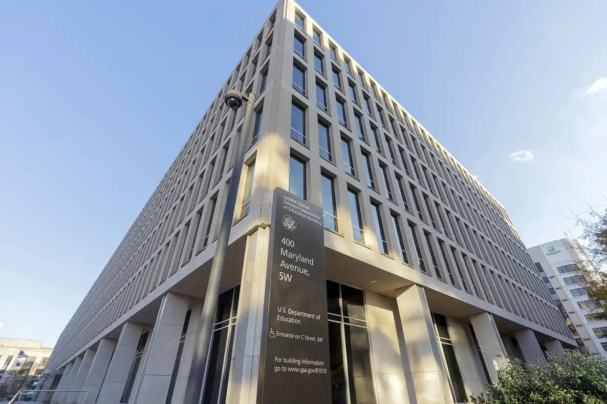 美国教育部将重启学生拖欠贷款追缴工作 美国教育部将重启学生拖欠贷款追缴工作